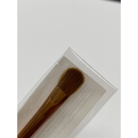2 Origins Eyeshadow Placement Brush - Picture 3 of 4